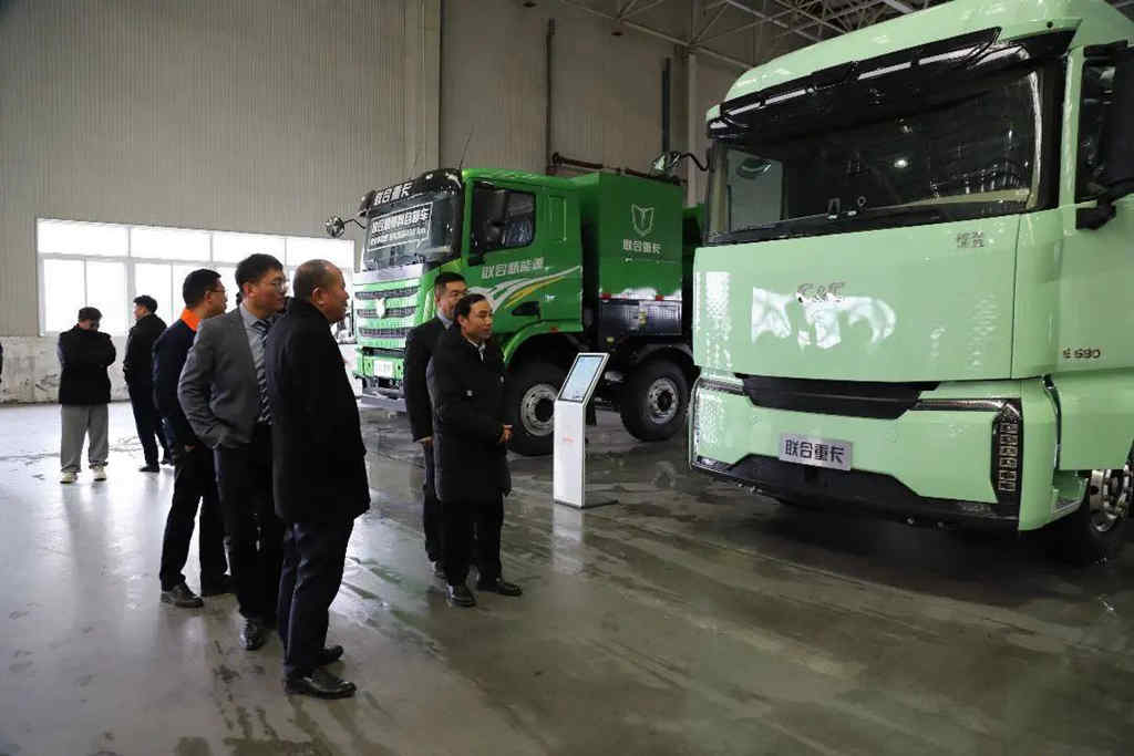 Vietnam TMT Group visits United Heavy Truck