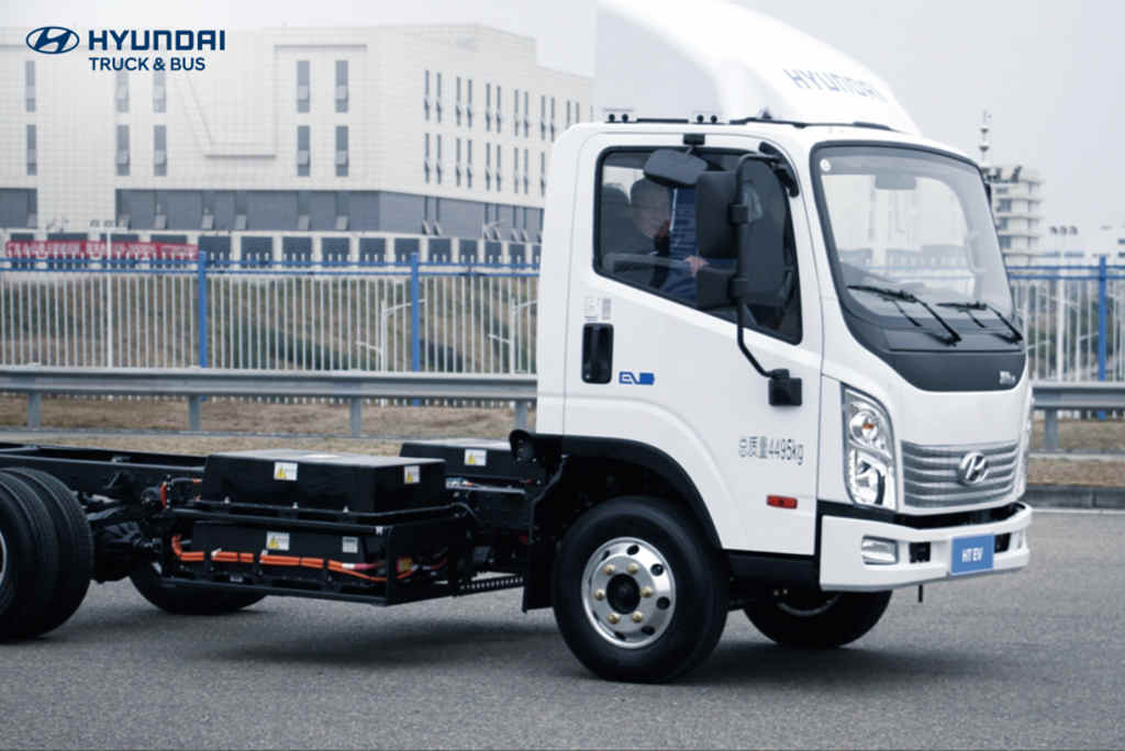 Global Strategic Upgrade: Hyundai Commercial Vehicles Overseas Delegation Visits Ziyang Factory