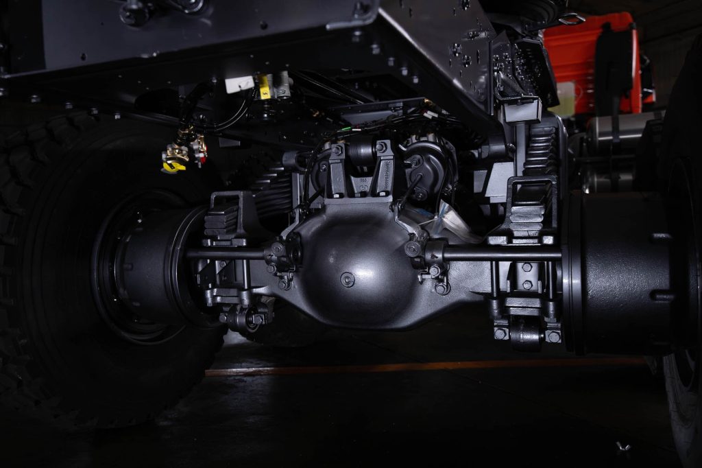 SHACMAN X3000 Super Duty 8x8 Tractor Head