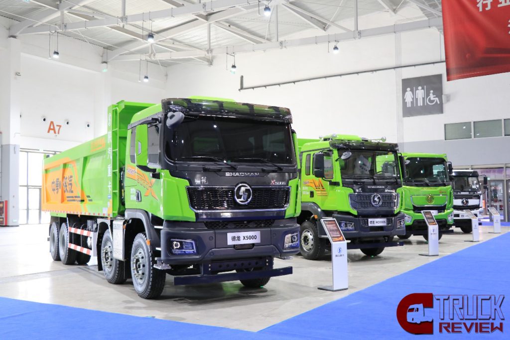 Review : 620 HorsePower！This SHACMAN X5000 dump truck is truly high-end !