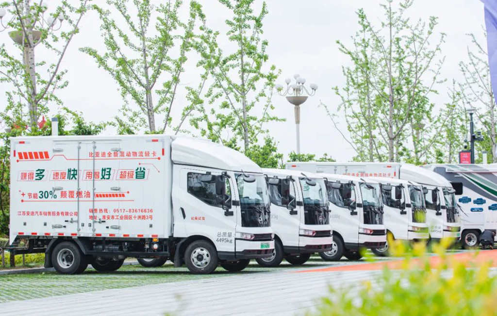 BYD, in partnership with Jiangsu Andi and Weilede, has reached a strategic cooperation agreement, paving the way for a journey into green RVs with 500 units