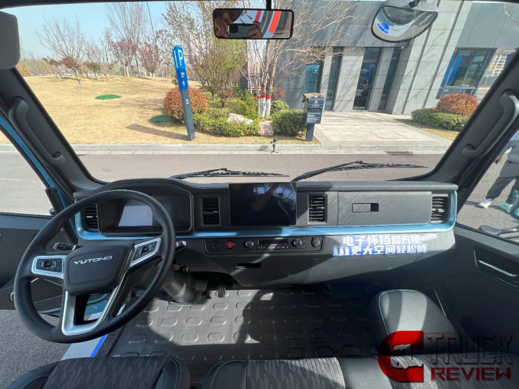 Review : Just the right size | Mid-Battery | Yutong T2 Small Light Truck