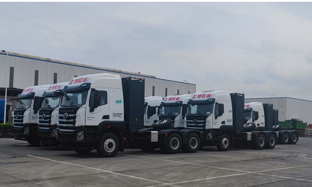 SAIC Hongyan's Intelligent Electric Edition new energy heavy-duty trucks have been delivered to users in Jiangsu province