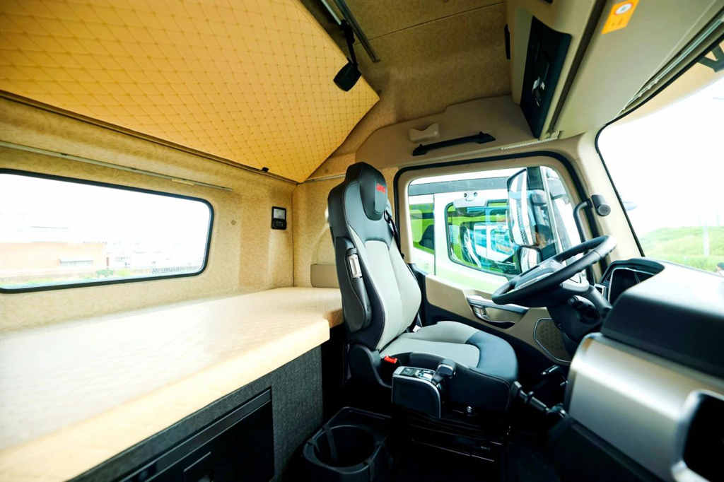 Effortlessly Handling Mid-to-Long Distance Logistics Challenges, Let the JAC Star X7 Lead the Way