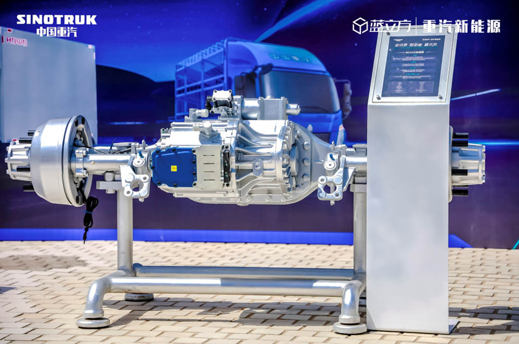 Sinotruk's New Energy Light Trucks Make a Stunning Debut Across All Scenarios