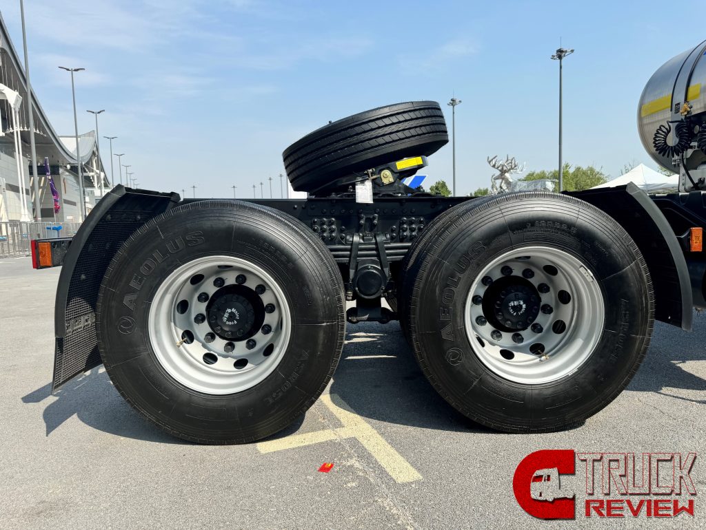 Ultra Low Gas Cost & PowerTrain Upgraded | DFCV TianLong KL DragonEngine 3.0 NG tractor truck