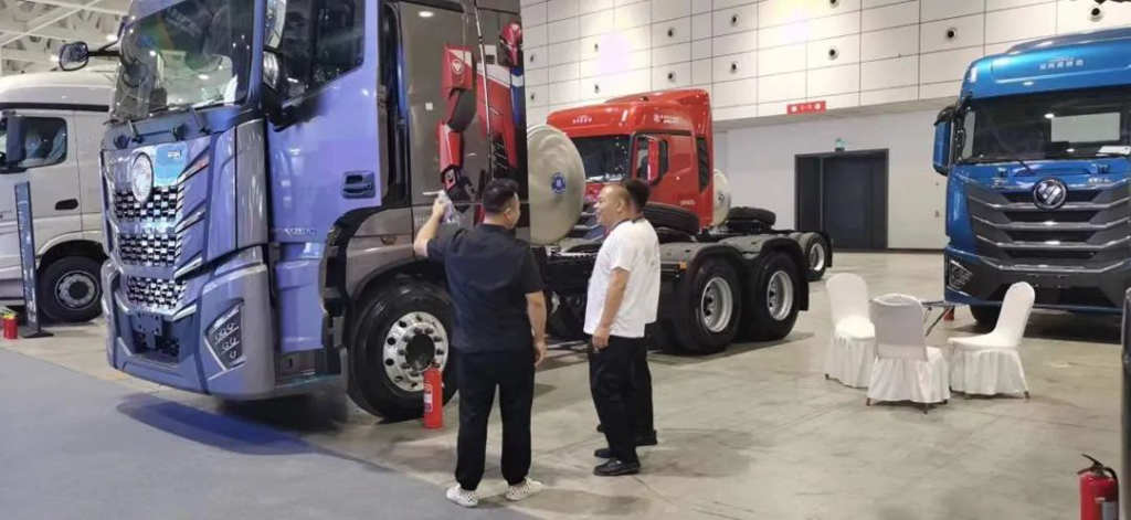 GISE Logistics and Maintenance Festival Showcases Outstanding Auman Heavy-Duty Trucks