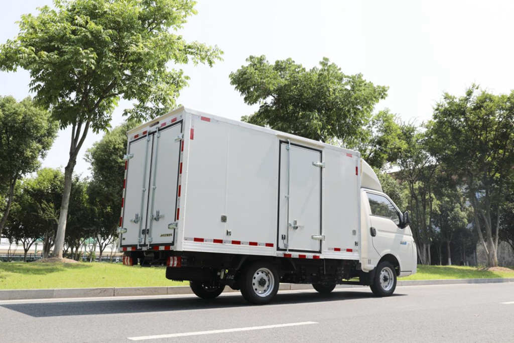 JAC Launches New Pure Electric Mini Truck: Kai Da U7