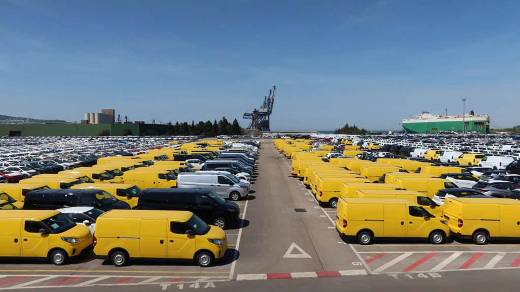"Five-Star Maxus" Achieves New Safety Milestones: "China's Light Commercial Vehicle" Sets a New Global Benchmark