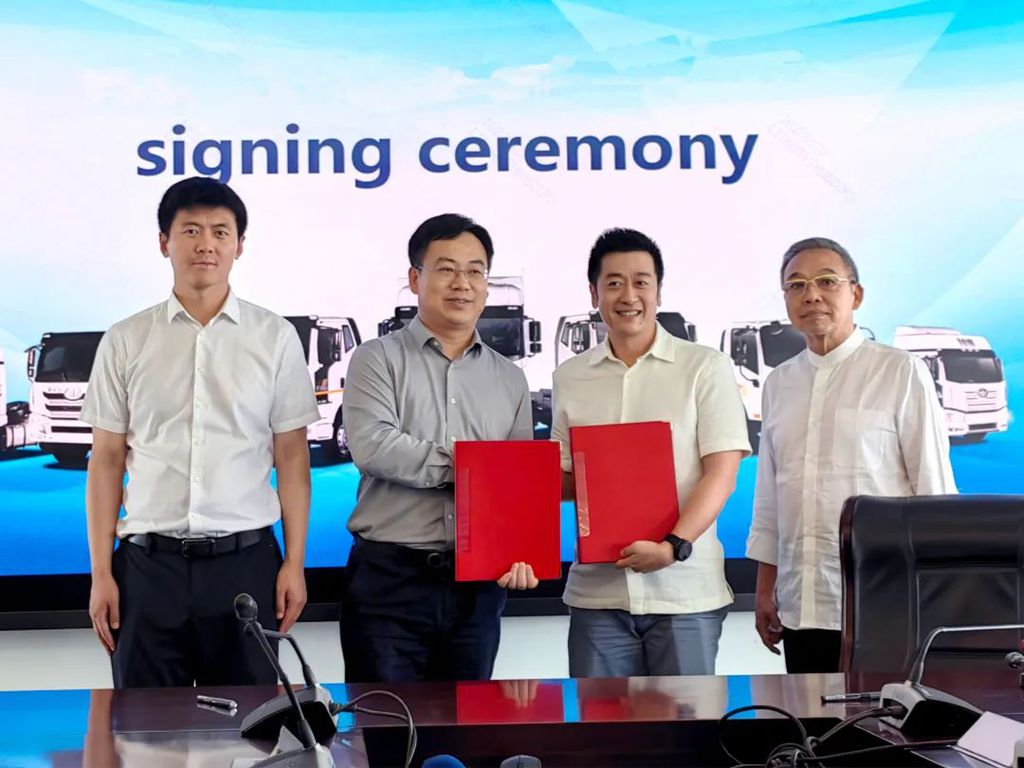 FAW Jiefang Signs Memorandum for Exporting 1,200 Heavy-Duty Trucks with Renowned Indonesian Logistics Group