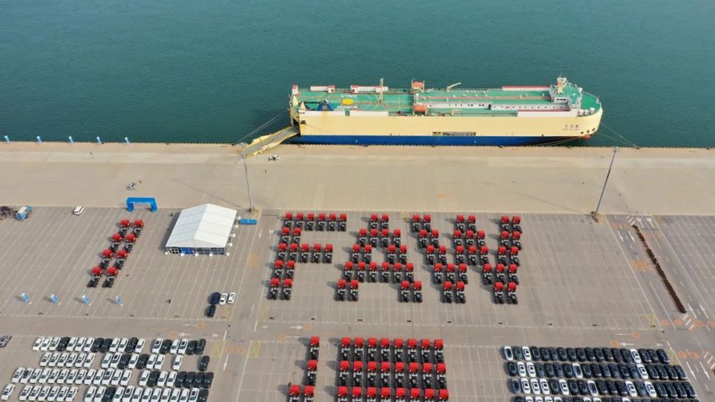 FAW Jiefang Signs Memorandum for Exporting 1,200 Heavy-Duty Trucks with Renowned Indonesian Logistics Group