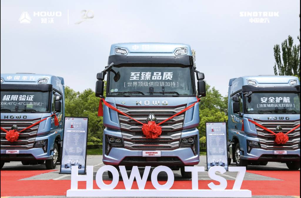 China's Heavy Truck Market in July 2024: Sinotruk Dominates Despite Downturn