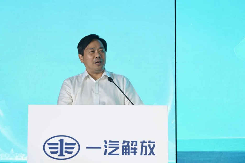 FAW Jiefang Celebrates Milestone of 10,000 New Energy Vehicles Sold and Unveils New Products at Zhengzhou Event