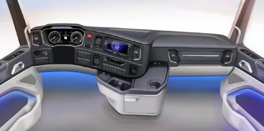 Sinotruk's HOWO MAX with WP13TNG-4.0 Engine Officially Launched