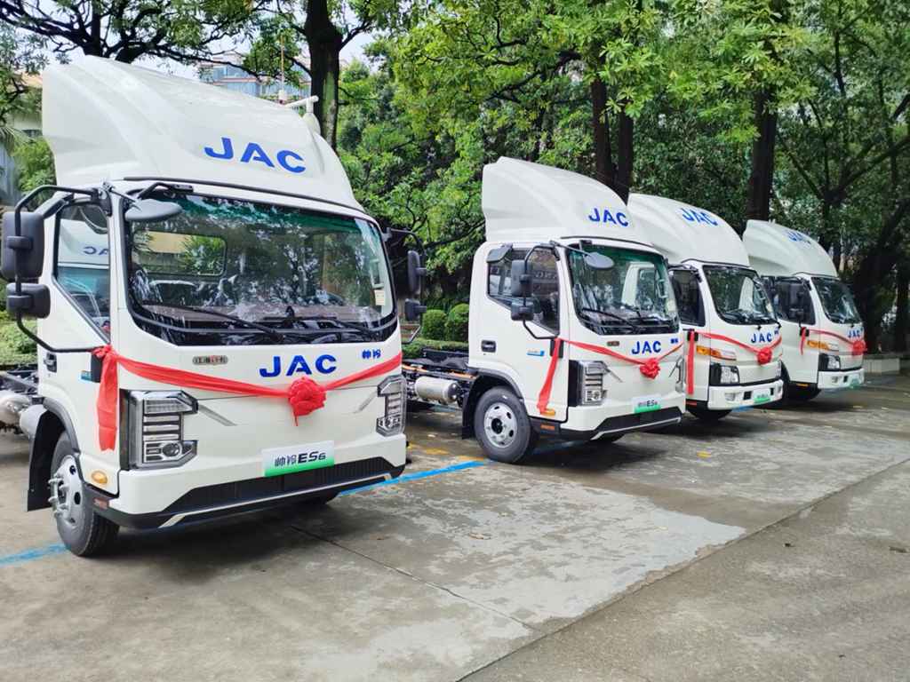Upgrade Without Price Increase! JAC Shuailing ES6 Tianhe Edition Launched in Guangzhou to Promote Green Transformation