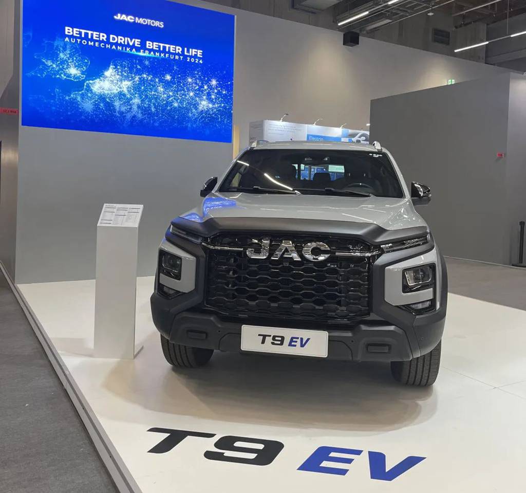 Lighting Up China’s Colors: JAC Group Competes in Frankfurt’s "Automotive Olympics"