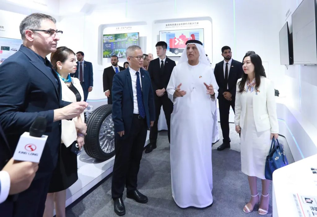 Visit to Xiamen King Long by Sheikh Saud, Member of the UAE Federal Supreme Council and Ruler of Ras Al Khaimah