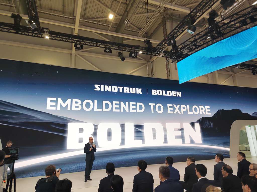 Embarking on a New Journey: Chinese Heavy Duty Truck’s Boastful Pickup Unveiled Globally at Hannover Motor Show