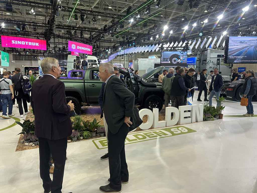 Embarking on a New Journey: Chinese Heavy Duty Truck’s Boastful Pickup Unveiled Globally at Hannover Motor Show