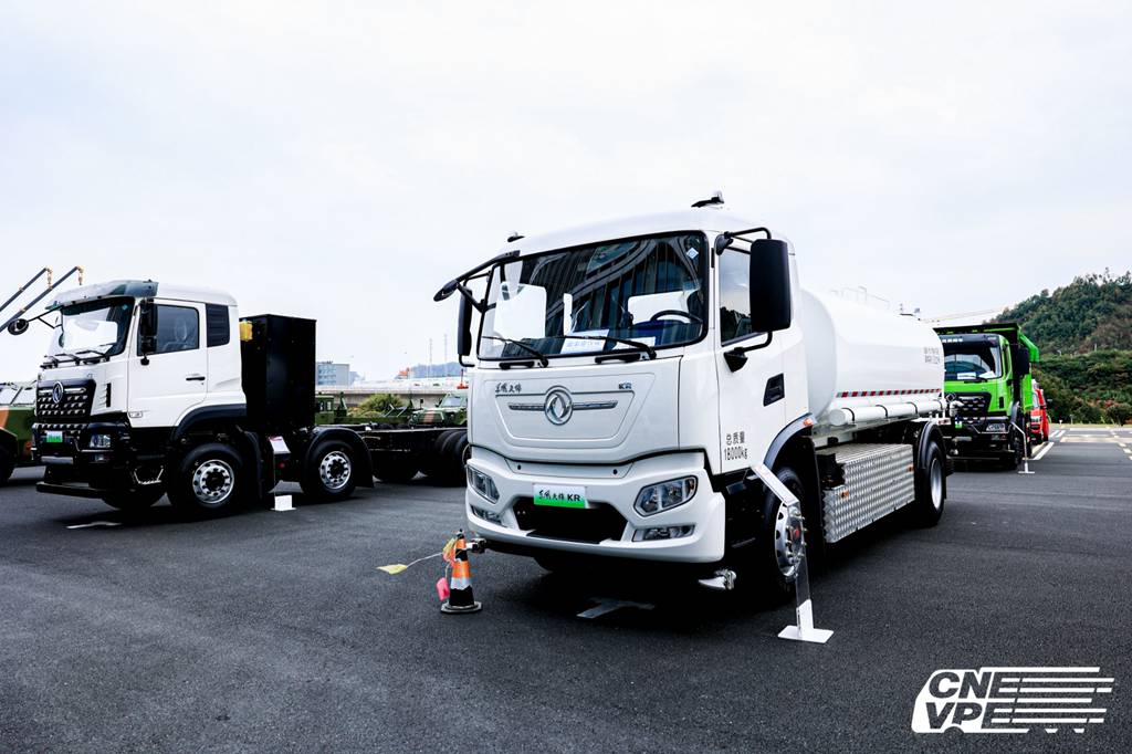 A Feast of Green Technology! Dongfeng Commercial Vehicle Debuts at the New Energy Vehicle Parts Trade Fai