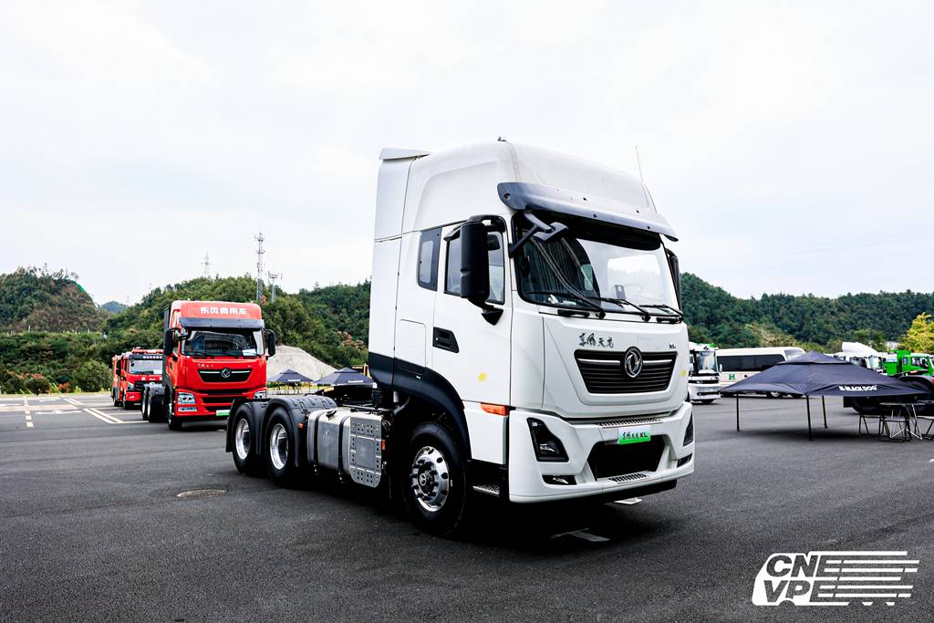 A Feast of Green Technology! Dongfeng Commercial Vehicle Debuts at the New Energy Vehicle Parts Trade Fai