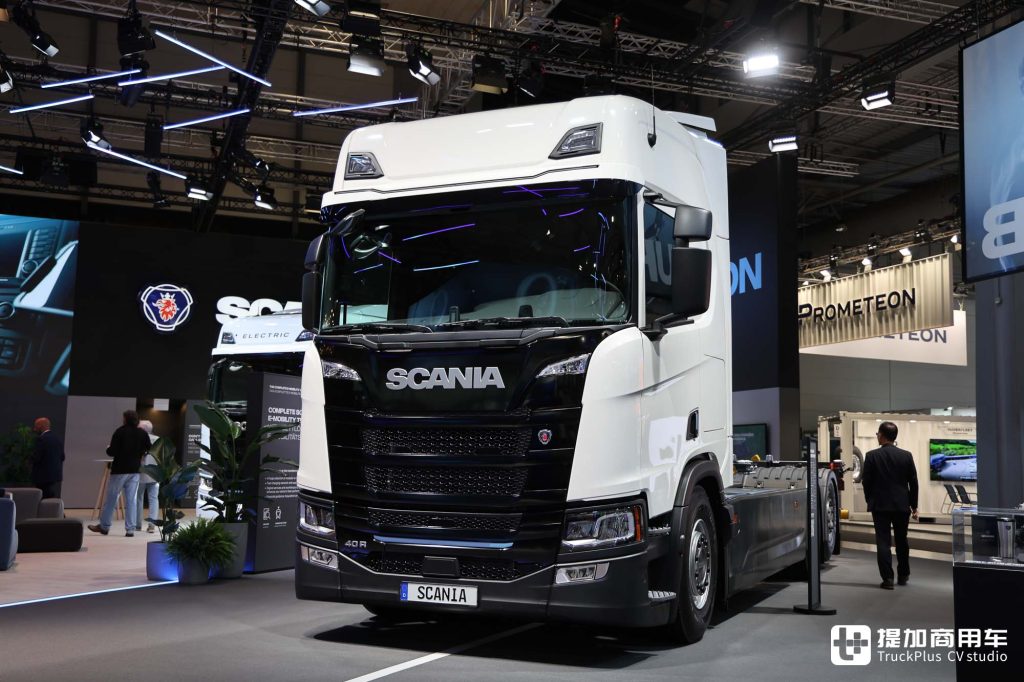 2024 IAA: The Power of Both Tractor and Swap Body Chassis Combined, How Strong is the Scania 40 R Pure Electric Heavy Truck? A Hands-on Look