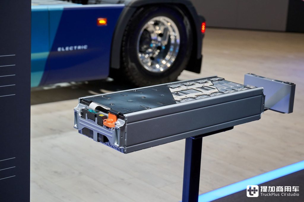 2024 IAA: The Power of Both Tractor and Swap Body Chassis Combined, How Strong is the Scania 40 R Pure Electric Heavy Truck? A Hands-on Look