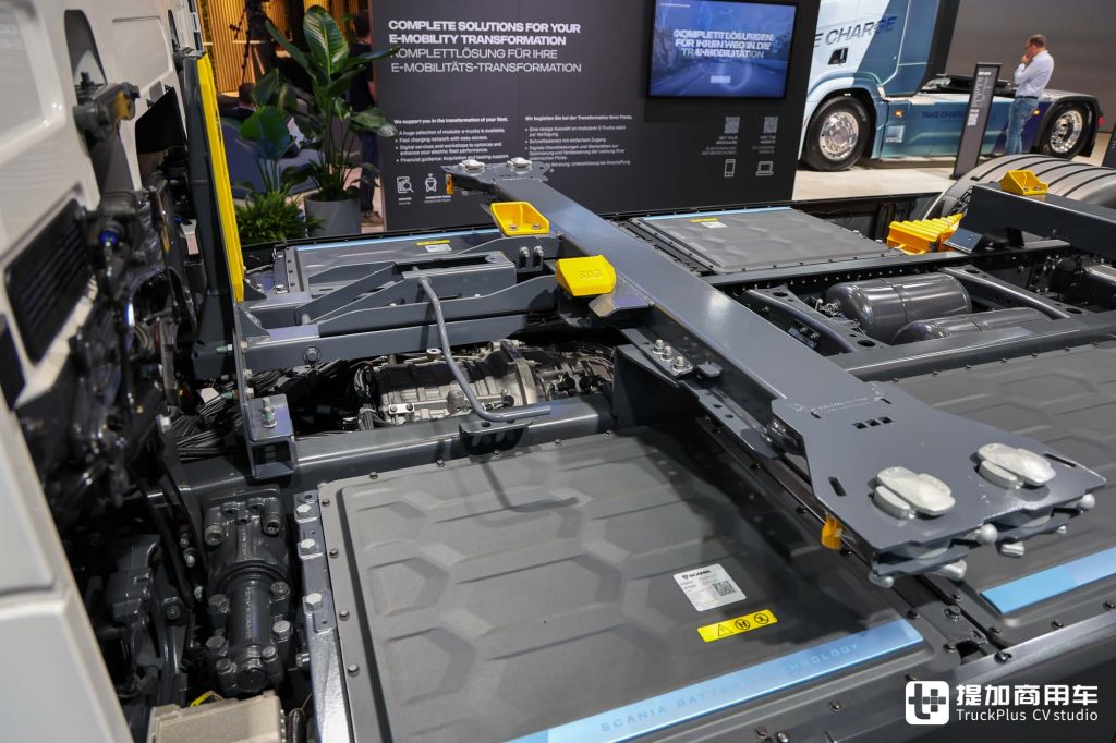 2024 IAA: The Power of Both Tractor and Swap Body Chassis Combined, How Strong is the Scania 40 R Pure Electric Heavy Truck? A Hands-on Look