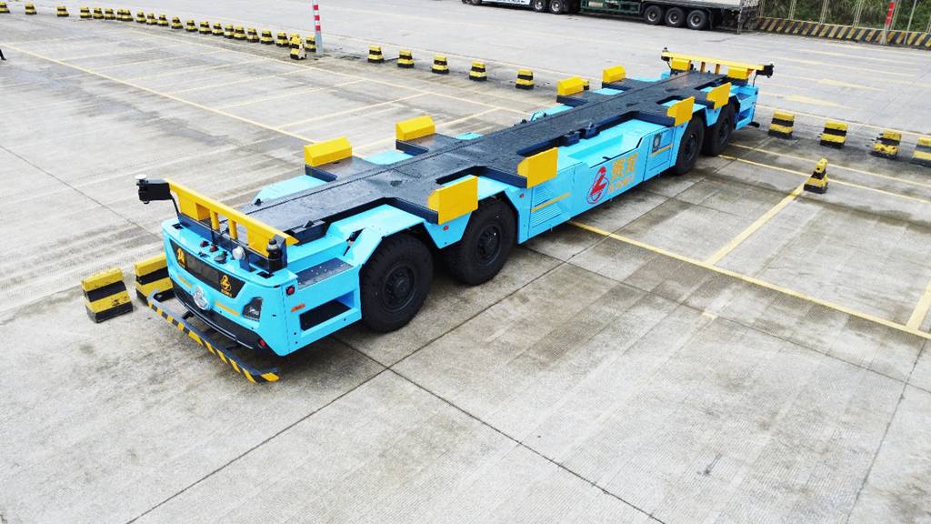 Technology Transforms Border Trade: Dongfeng Liuqi’s Chenglong Unmanned Trucks Boost China’s First Cross-Border Smart Port