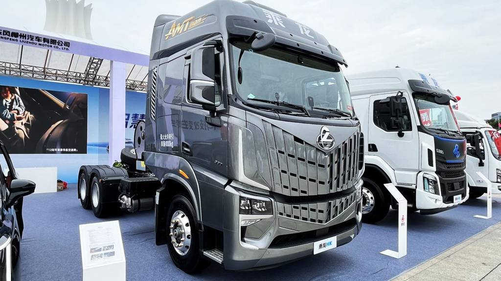 Dongfeng Liuzhou Motors Stuns at CAEXPO with Five Products, Boosting ASEAN Trade with New-Quality Productivity