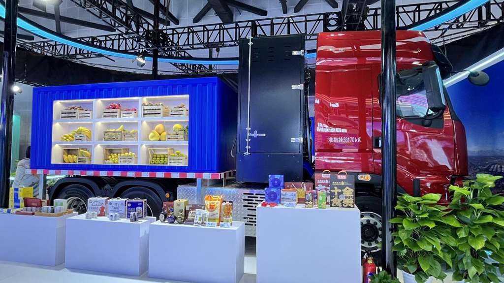 Dongfeng Liuzhou Motors Stuns at CAEXPO with Five Products, Boosting ASEAN Trade with New-Quality Productivity