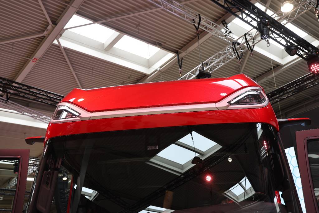 2024 IAA: Reputation Comparable to Scania, DAF's Top Highway Flagship XG+ Revamped