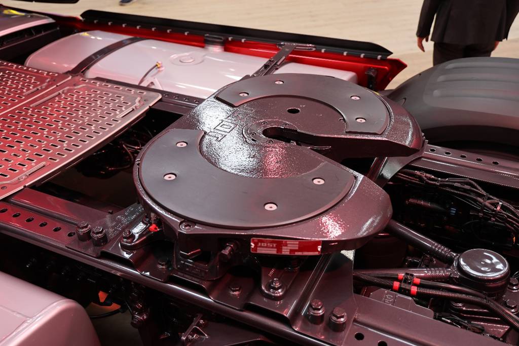 2024 IAA: Reputation Comparable to Scania, DAF's Top Highway Flagship XG+ Revamped