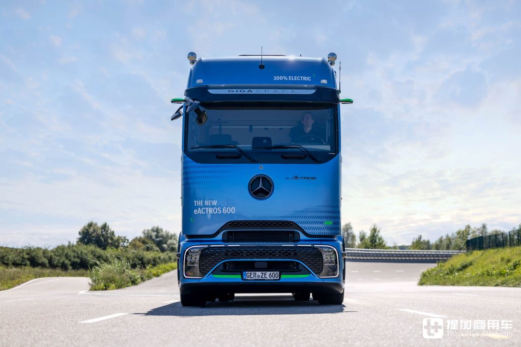 2024 IAA: Focus on Decarbonization, Digitization, and Intelligence, Mercedes-Benz Unveils Several Diesel and Electric Cutting-Edge Exhibits