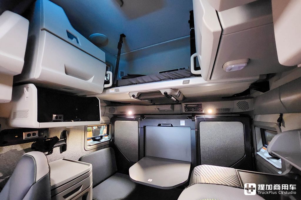 2024 IAA: Diesel Power King, Long-Haul Sleeper Cab Unveiled, Electric Truck Advancements – A Detailed Look at Volvo Trucks' Exhibition