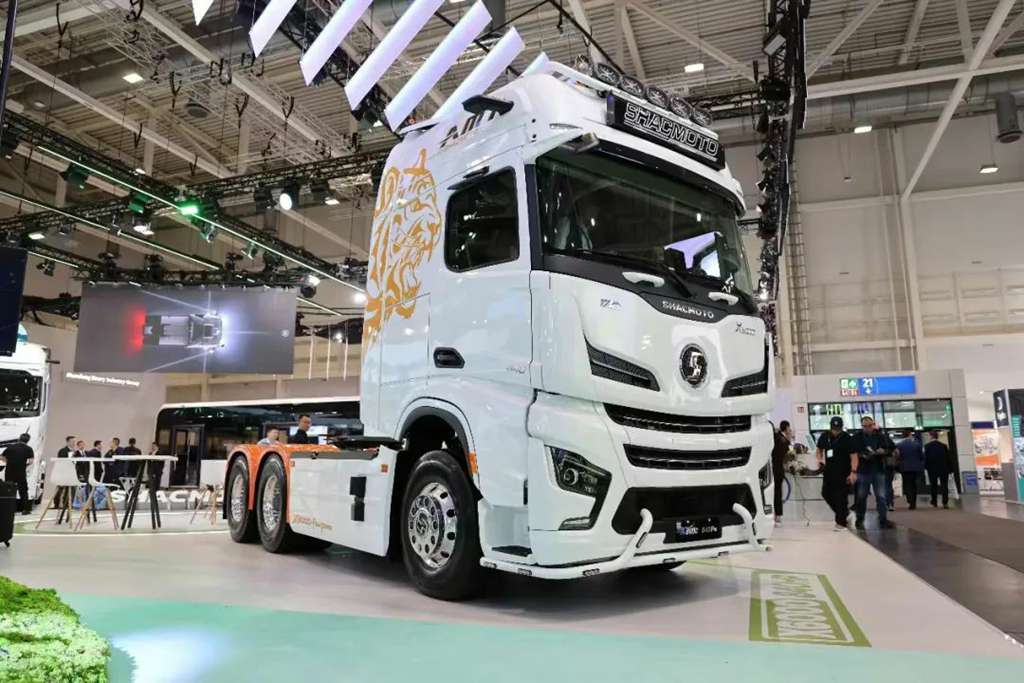 【Technological Innovation Leading the Future】 Shaanxi Heavy Duty Trucks Shines at the 2024 IAA Commercial Vehicles in Hanover
