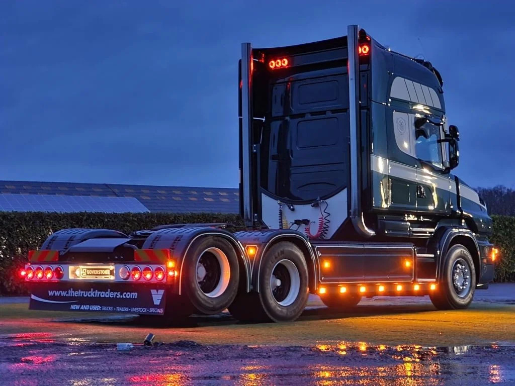 The Long-Hood King of the Highway + V8 Engine: A Close-Up Look at the Scania T 164 Long-Hood Truck