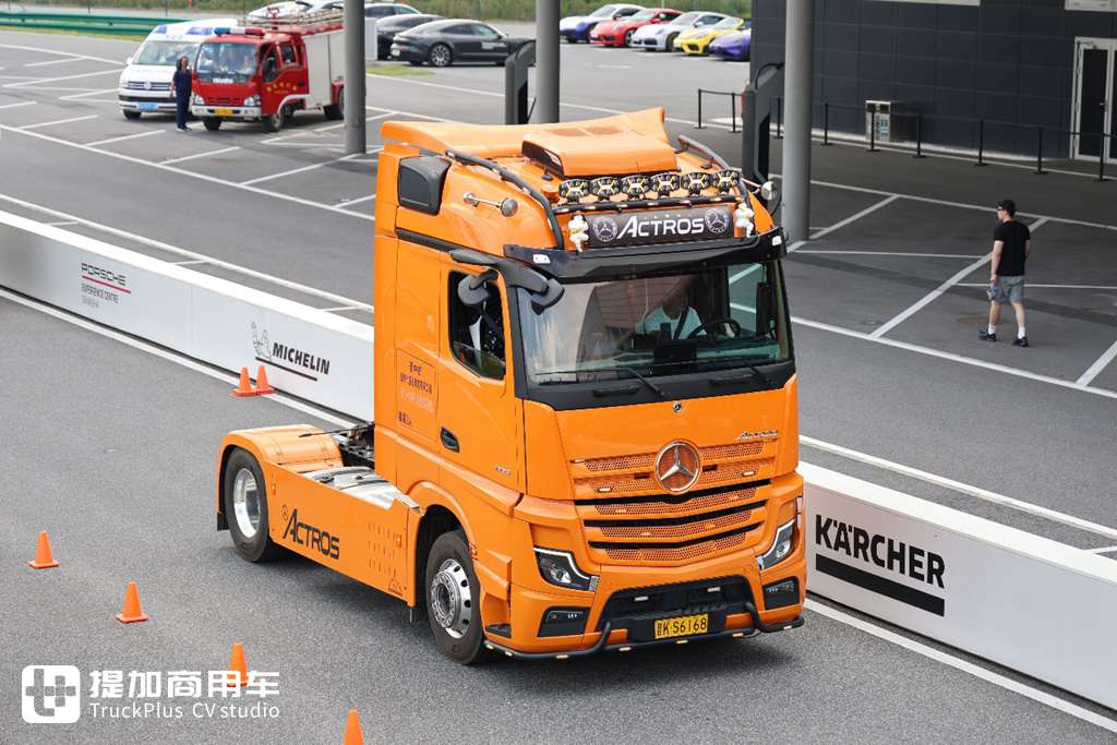 It’s hard to believe there are so many modified trucks in China; the STC Truck Culture Festival surprised me in so many ways!