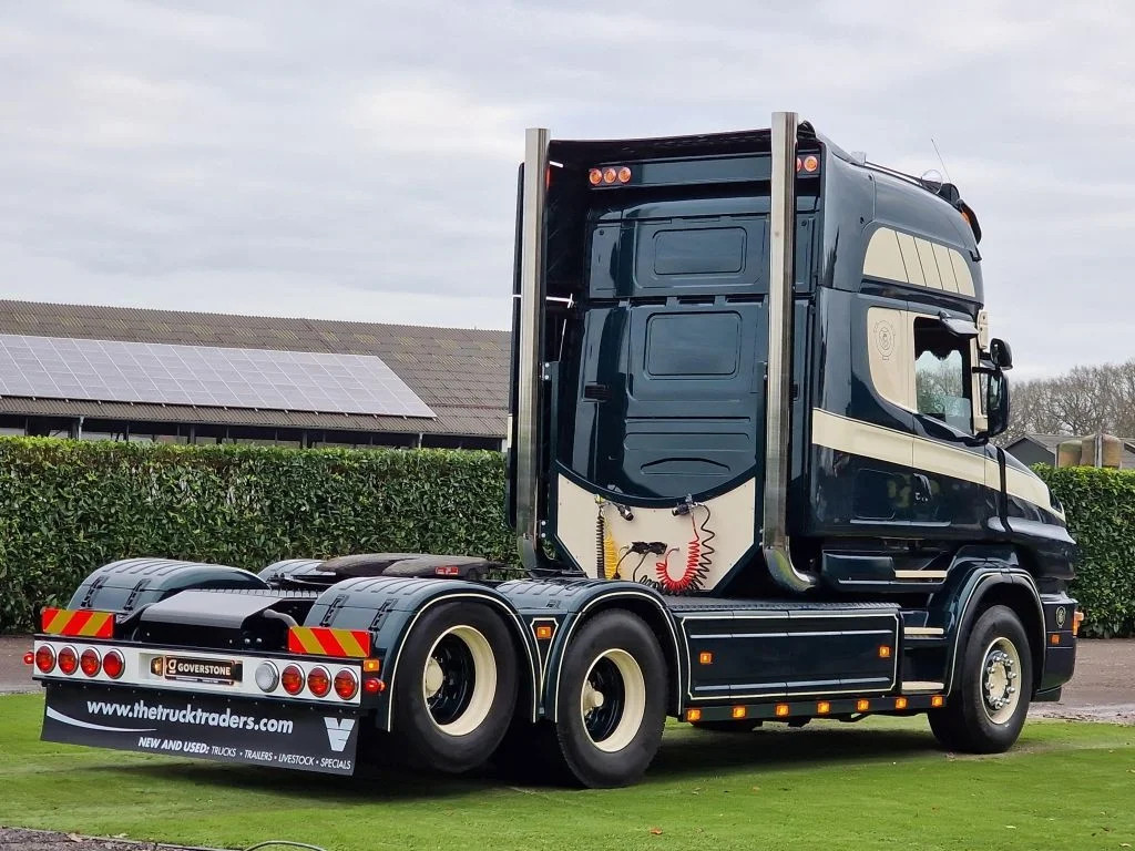 The Long-Hood King of the Highway + V8 Engine: A Close-Up Look at the Scania T 164 Long-Hood Truck