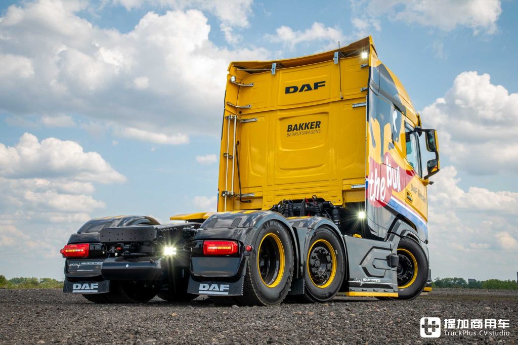 Honoring the Legendary Twin-Engine Dakar Racer: The DAF XG The Bull Special Edition Debuts