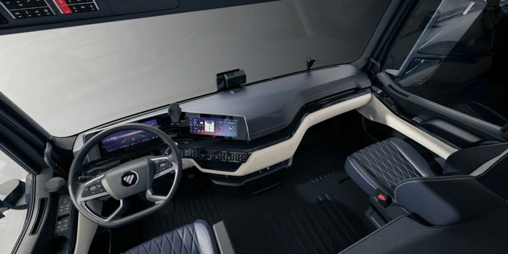 Luxury Heavy Truck for Mainline Transport: Foton Ouman Galaxy 7 Global Launch