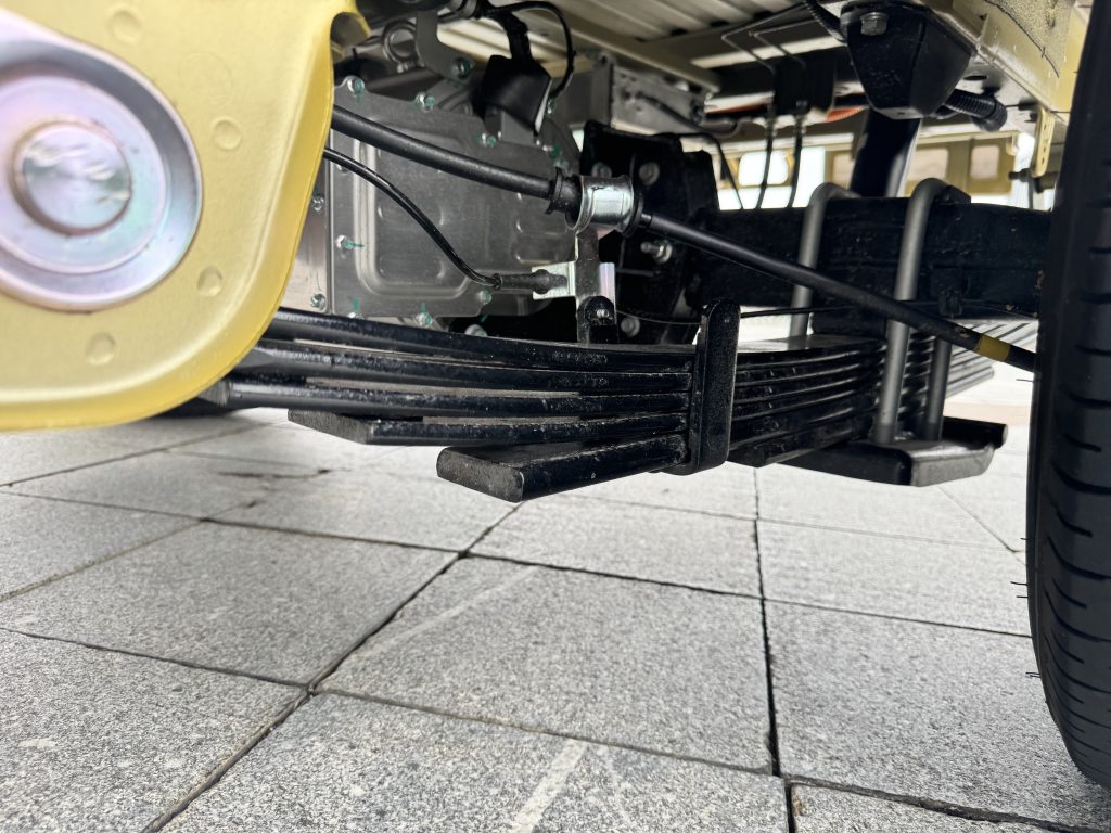 With a Range of 318 km and a Cargo Width of 1.8 Meters, LINXYS Golden Mini Truck Makes a Strong Debut