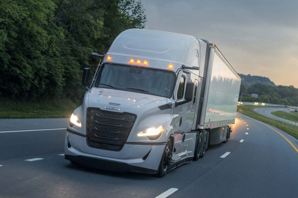 The Best-Selling Class 8 Flagship Truck in North America, the Fifth-Generation Freightliner Cascadia Sleeper Launches