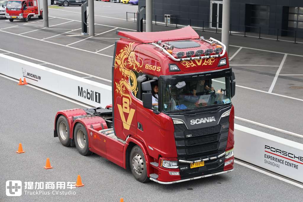 It’s hard to believe there are so many modified trucks in China; the STC Truck Culture Festival surprised me in so many ways!