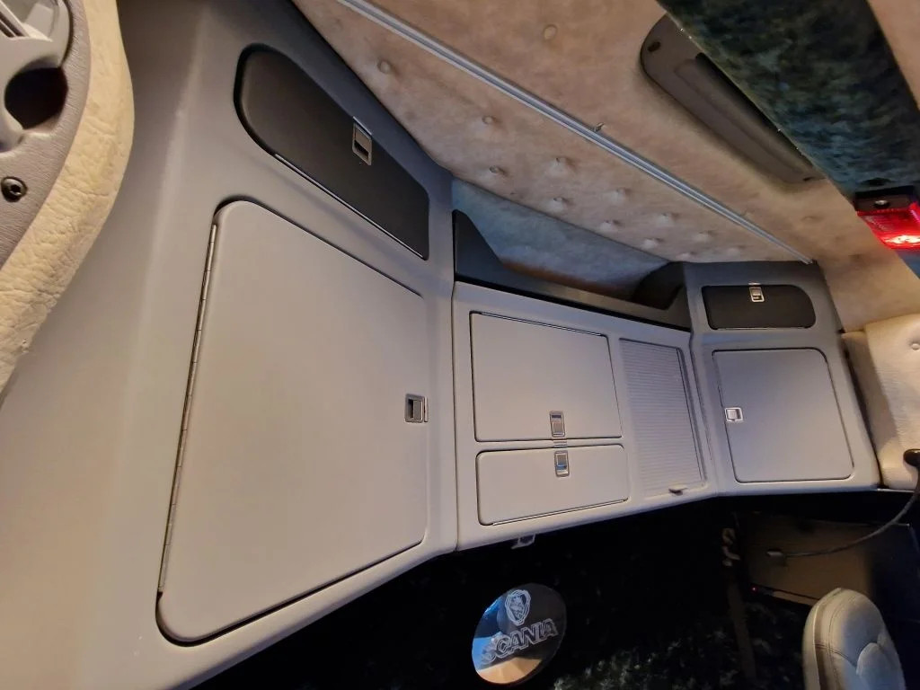 The Long-Hood King of the Highway + V8 Engine: A Close-Up Look at the Scania T 164 Long-Hood Truck