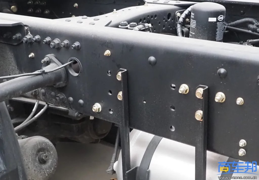 [Media Report] Why the Dayun N8V Gas Truck Can Be a Veteran in the Resource Transportation Market