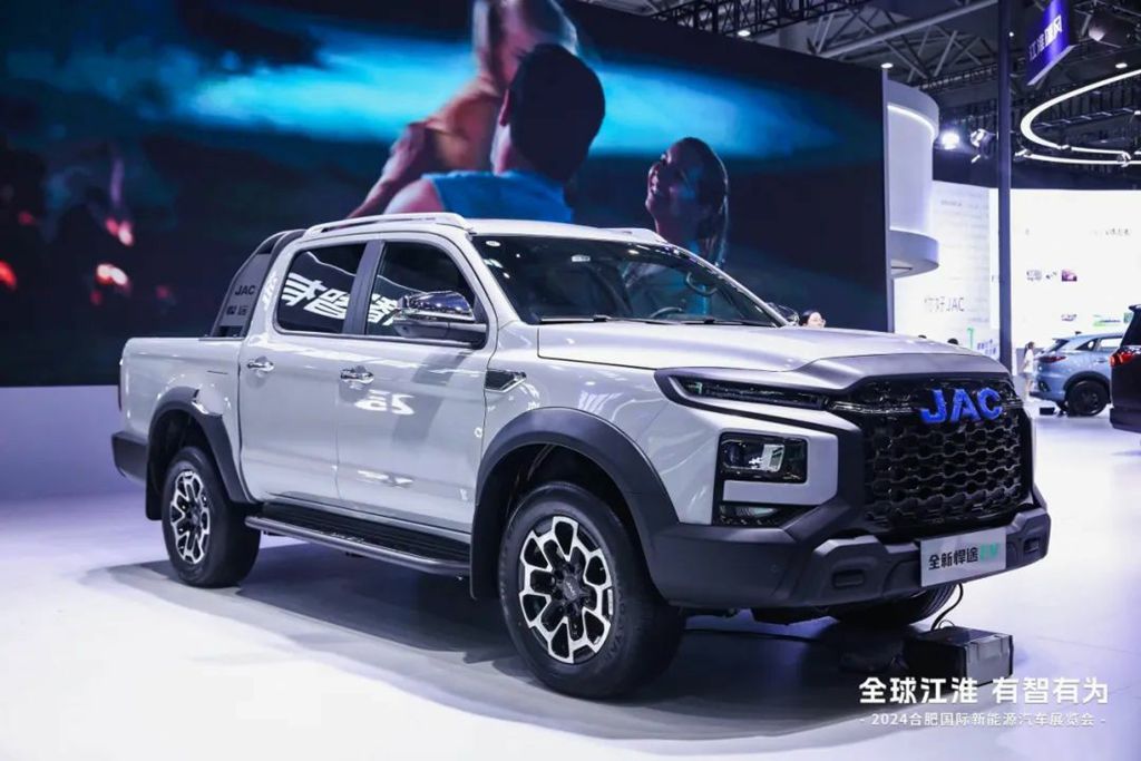 Global Movement, Moving Forward! The All-New Han Tu EV Unveiled at the 2024 Hefei International New Energy Vehicle Exhibition