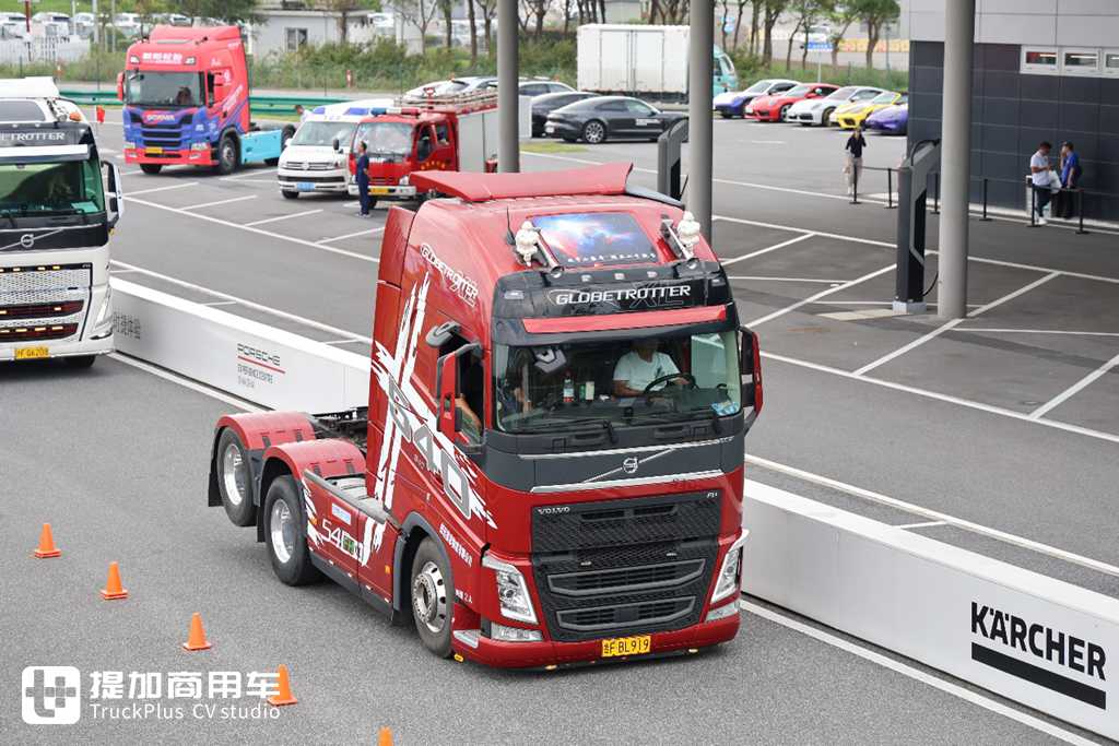 It’s hard to believe there are so many modified trucks in China; the STC Truck Culture Festival surprised me in so many ways!