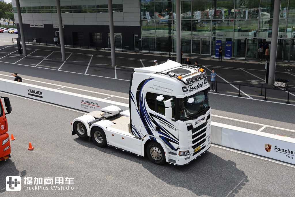 It’s hard to believe there are so many modified trucks in China; the STC Truck Culture Festival surprised me in so many ways!