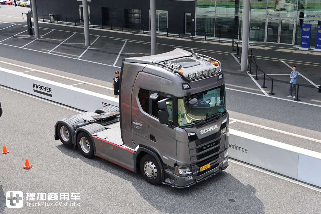 It’s hard to believe there are so many modified trucks in China; the STC Truck Culture Festival surprised me in so many ways!